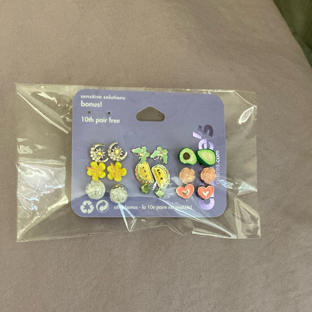 Claire's Green and Yellow Jewelry Collection